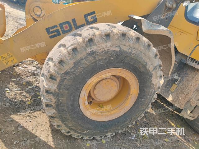 左后輪(行走機構) 左后輪(行走機構)