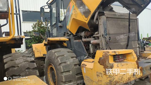 發(fā)動(dòng)機(jī)左側(cè)(整機(jī)外觀及大件) 發(fā)動(dòng)機(jī)左側(cè)(整機(jī)外觀及大件)