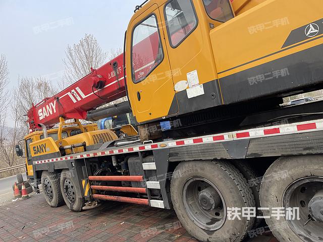 整機(jī)左側(cè)(設(shè)備外觀及核心部件) 整機(jī)左側(cè)(設(shè)備外觀及核心部件)