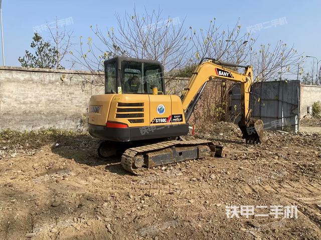 三一重工SY60C挖掘机的设备实拍-第2张实拍照片