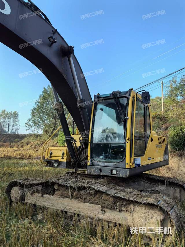 發(fā)動機(jī)整體俯視（整機(jī)外觀）