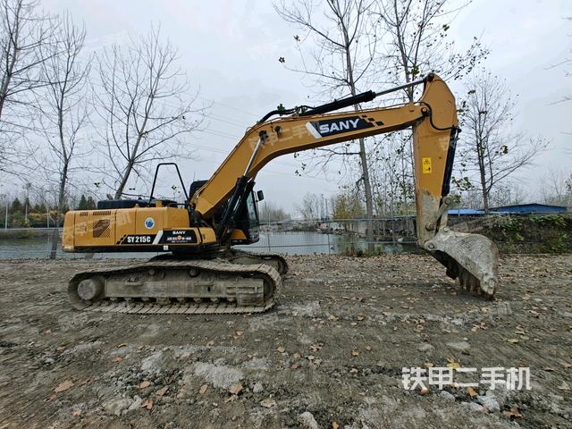 右前45(整機外觀) 右前45(整機外觀)