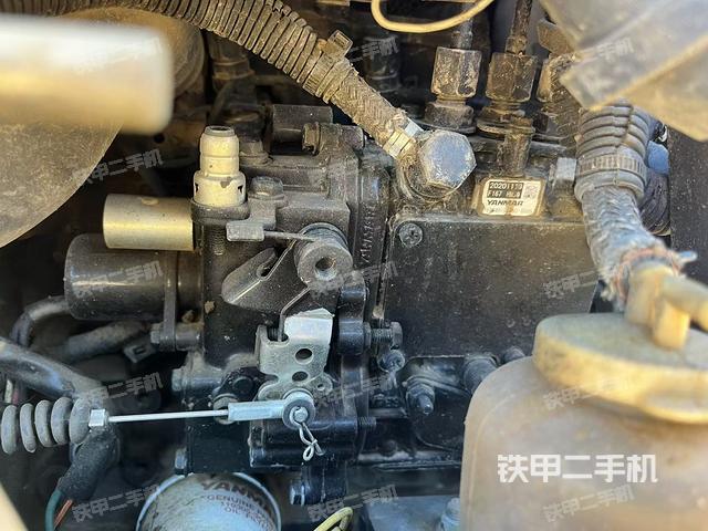 發(fā)動(dòng)機(jī)整體俯視（整機(jī)外觀）