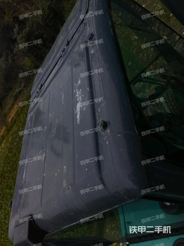 駕駛室頂部俯視(上車部件) 駕駛室頂部俯視(上車部件)