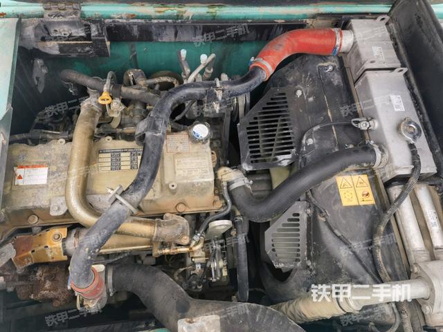 發(fā)動機(jī)室(上車部件) 發(fā)動機(jī)室(上車部件)
