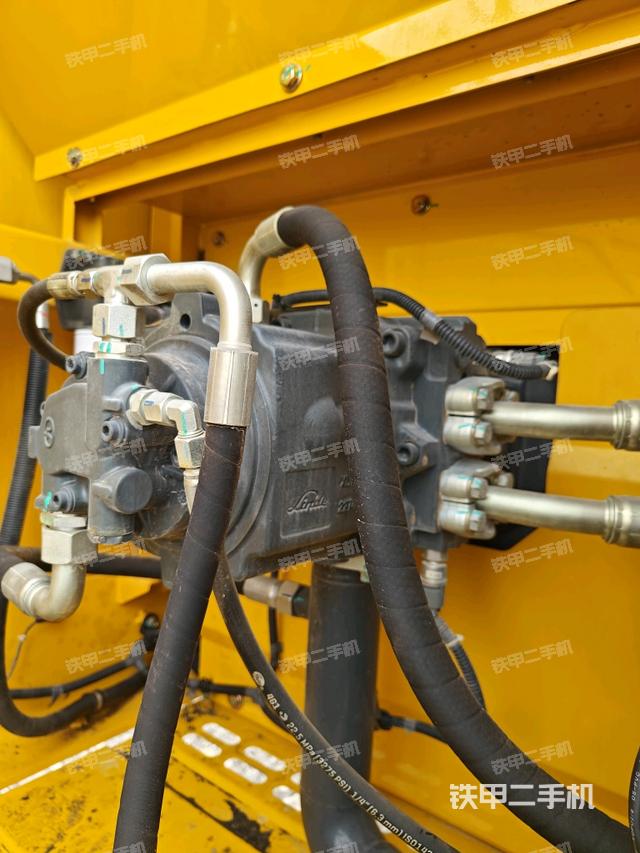 液壓泵室（大件艙室）