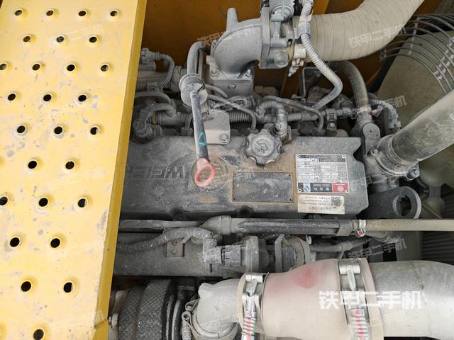 氣門室蓋螺絲特寫（上車部件）