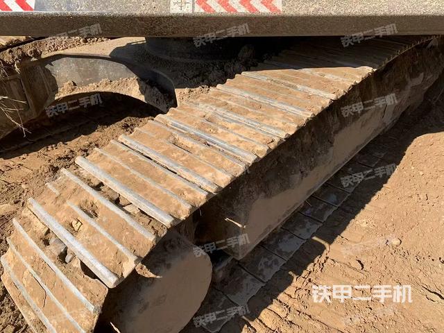 單側履帶整體(整機外觀) 單側履帶整體(整機外觀)