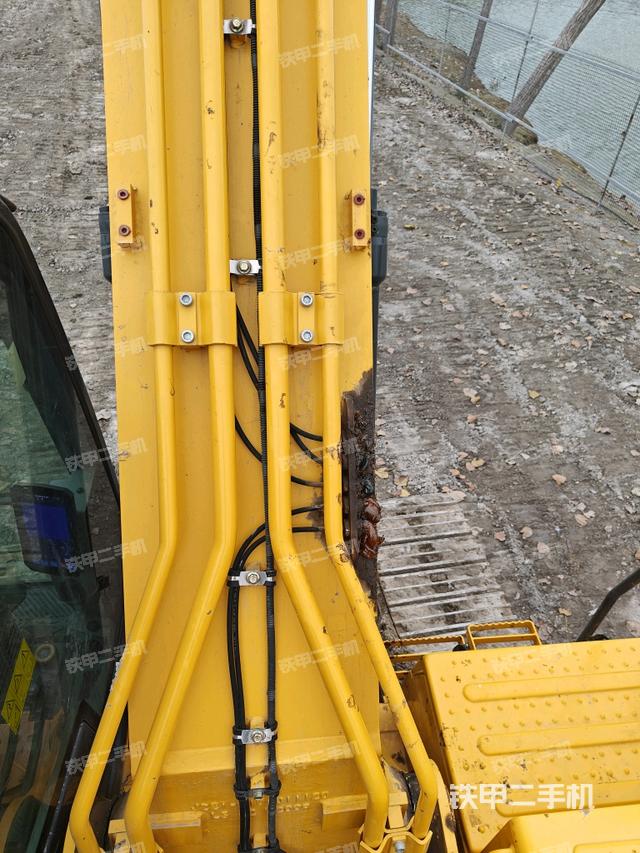 大臂根部?斜視（工作和回轉(zhuǎn)裝置）