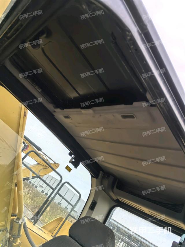 頂棚整體（駕駛室部分）