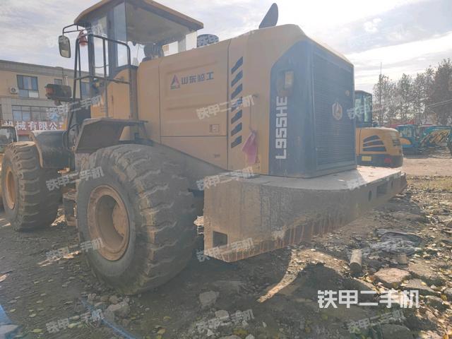 右前45°(整機外觀) 右前45°(整機外觀)