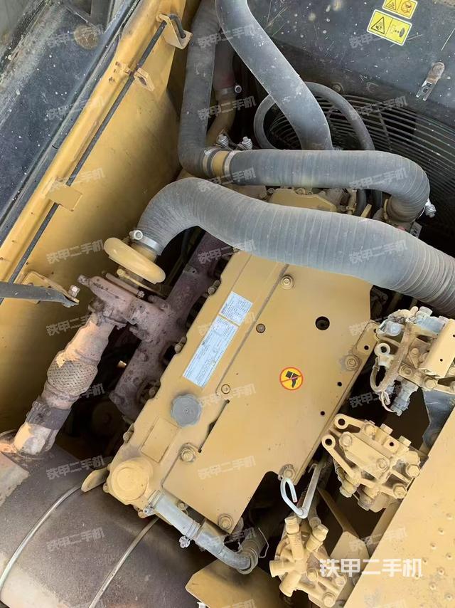 發(fā)動(dòng)機(jī)整體俯視（整機(jī)外觀(guān)）