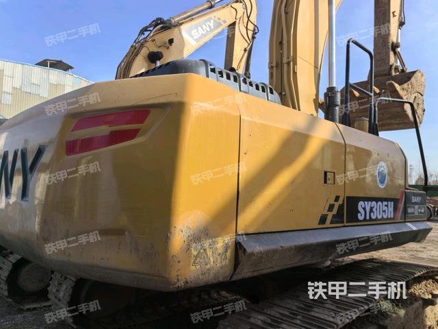 整機(jī)右后45°(整機(jī)外觀) 整機(jī)右后45°(整機(jī)外觀)