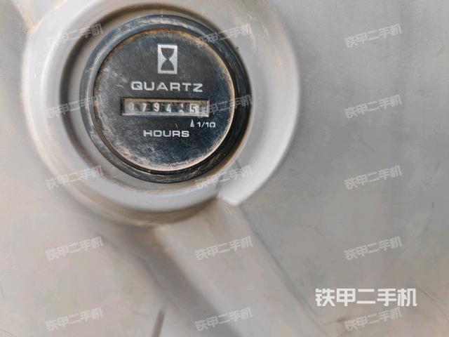 小時(shí)表(駕駛室部分) 小時(shí)表(駕駛室部分)