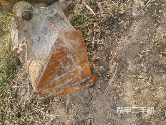 鏟斗45度(工作和回轉(zhuǎn)裝置) 鏟斗45度(工作和回轉(zhuǎn)裝置)