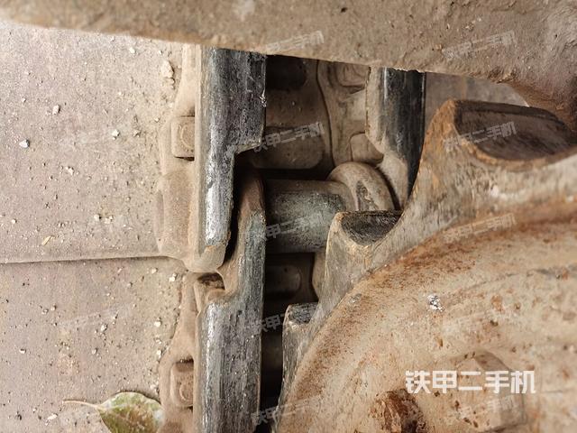 右導(dǎo)向輪（行走機(jī)構(gòu)）