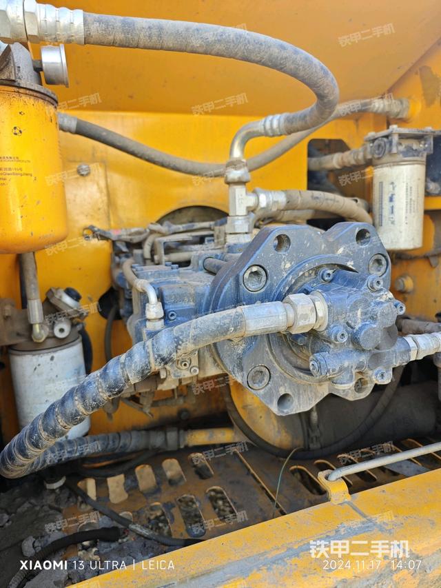 液壓泵斜45?左(大件艙室) 液壓泵斜45?左(大件艙室)