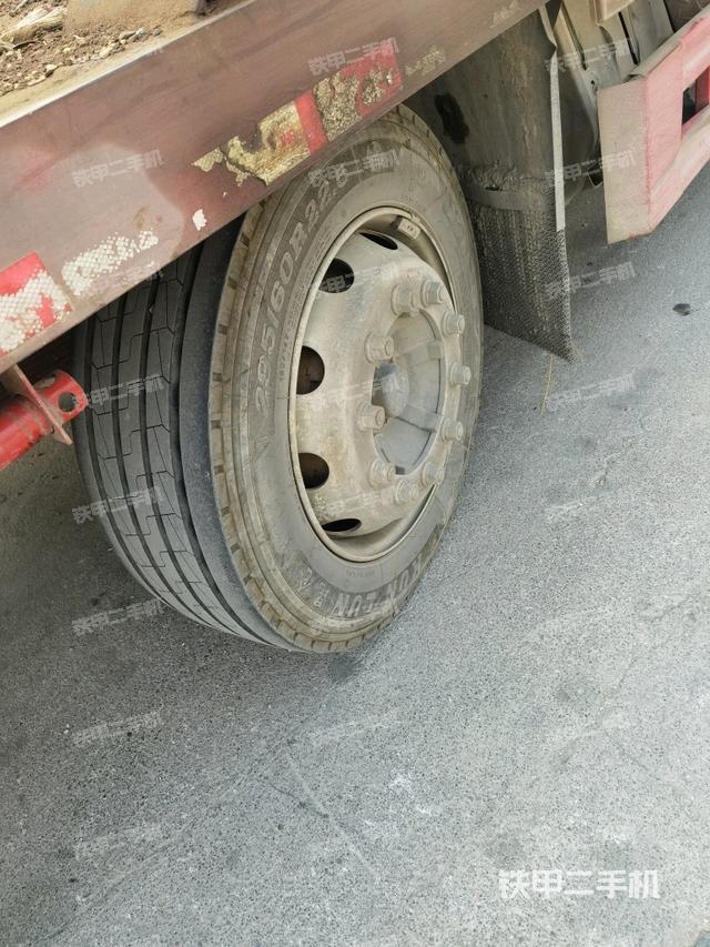 右引導(dǎo)輪/右前輪(行走機(jī)構(gòu)) 右引導(dǎo)輪/右前輪(行走機(jī)構(gòu))