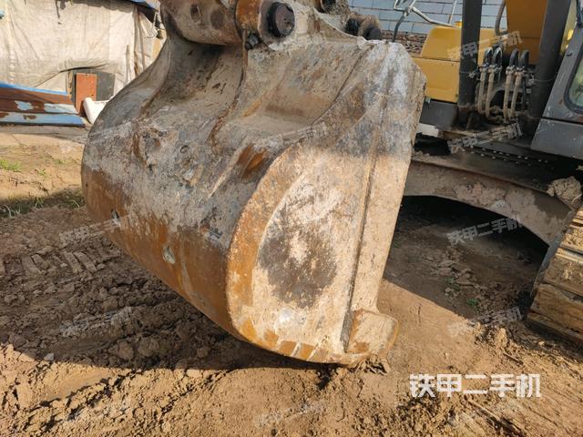 鏟斗45度(工作和回轉裝置) 鏟斗45度(工作和回轉裝置)