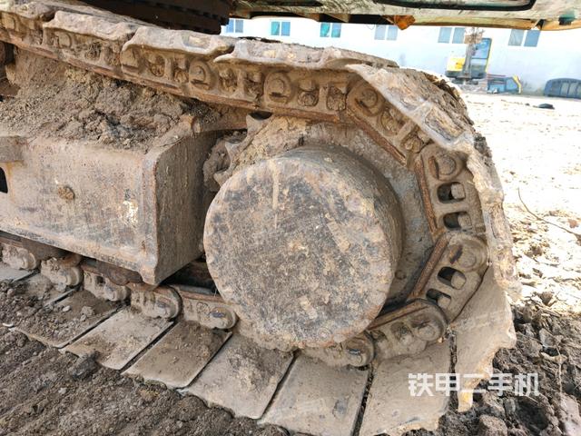 左驅(qū)動(dòng)輪(行走機(jī)構(gòu)) 左驅(qū)動(dòng)輪(行走機(jī)構(gòu))