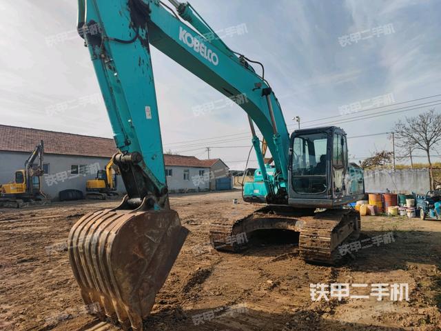 右前45(整機(jī)外觀) 右前45(整機(jī)外觀)