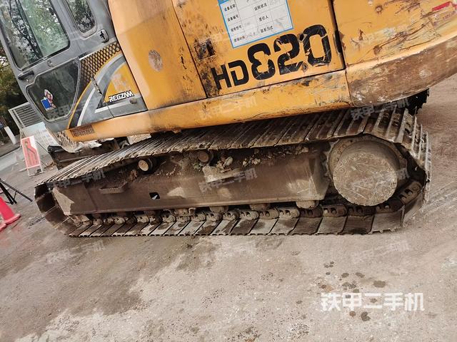 左側(cè)履帶整體?（行走機(jī)構(gòu)）