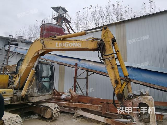 小臂整體右前（工作和回轉(zhuǎn)裝置）