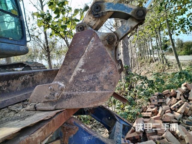 鏟斗45度（工作和回轉(zhuǎn)裝置）