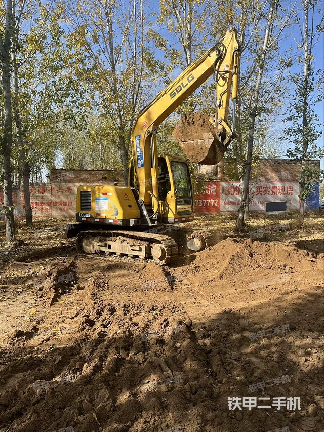 整機(jī)右后45°(整機(jī)外觀) 整機(jī)右后45°(整機(jī)外觀)