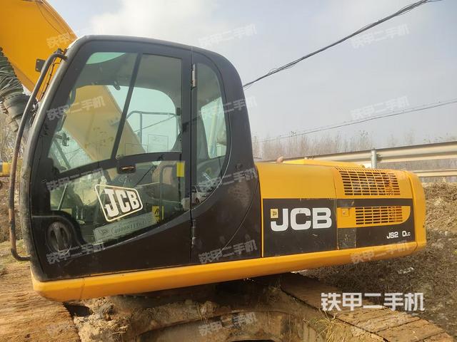 駕駛室整體(整機(jī)外觀) 駕駛室整體(整機(jī)外觀)