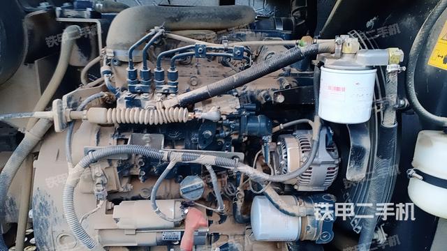 發(fā)動(dòng)機(jī)整體俯視（整機(jī)外觀）