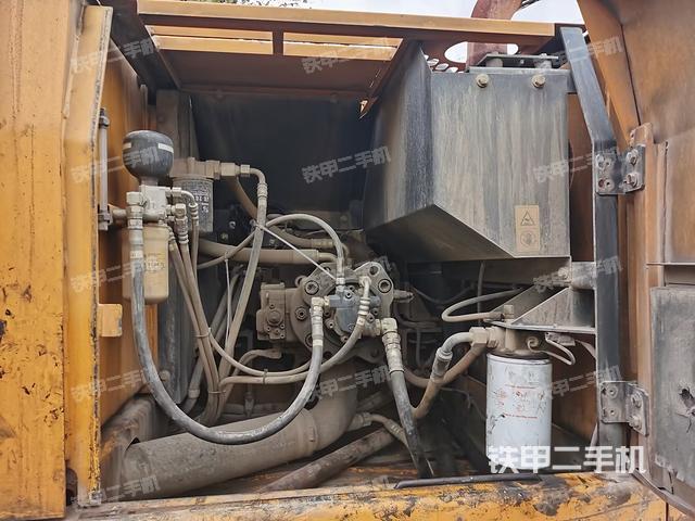 液壓泵室（大件艙室）