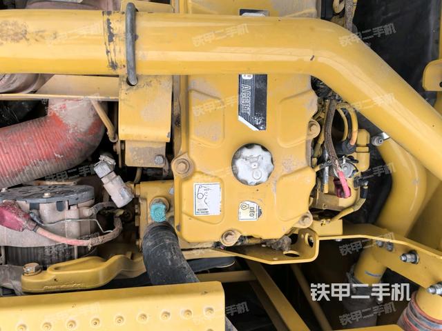 氣門室蓋螺絲特寫（上車部件）