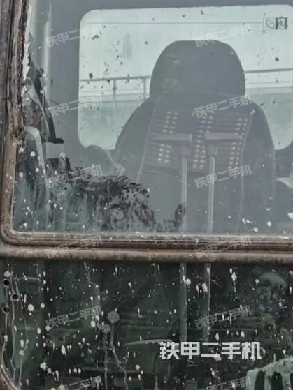 后窗玻璃角標(biāo)（駕駛室部分）