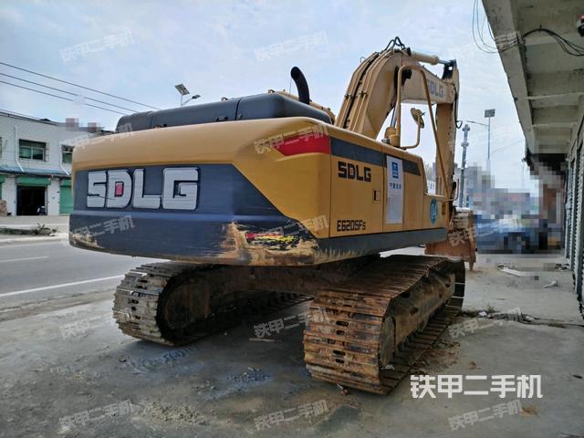 右后45(整機(jī)外觀) 右后45(整機(jī)外觀)