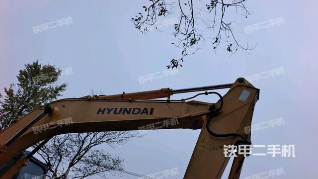 大臂整體?右側(cè)(工作和回轉(zhuǎn)裝置) 大臂整體?右側(cè)(工作和回轉(zhuǎn)裝置)