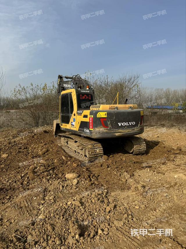 整機(jī)右后45°(整機(jī)外觀) 整機(jī)右后45°(整機(jī)外觀)