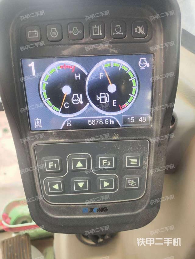 小時(shí)表（駕駛室部分）