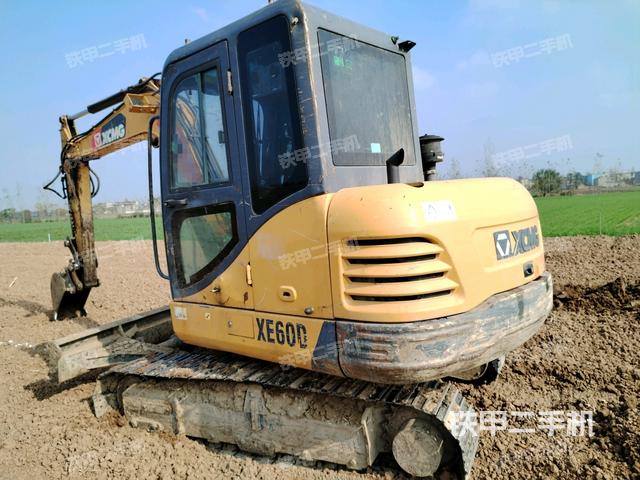 左后45（整機(jī)外觀）