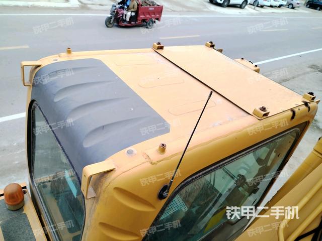 駕駛室頂部俯視(上車部件) 駕駛室頂部俯視(上車部件)