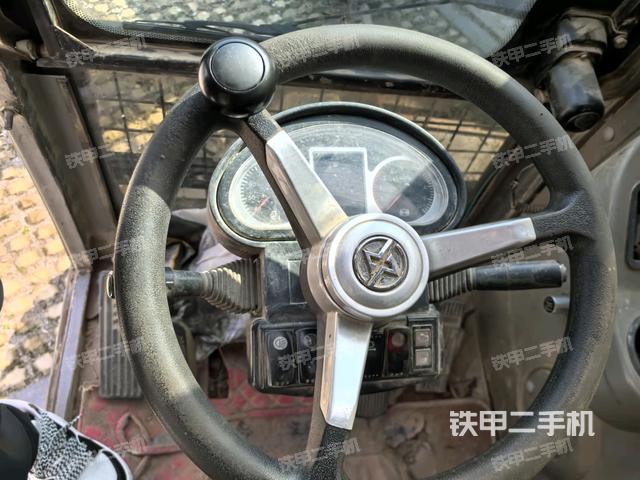 顯示屏?（駕駛室部分）