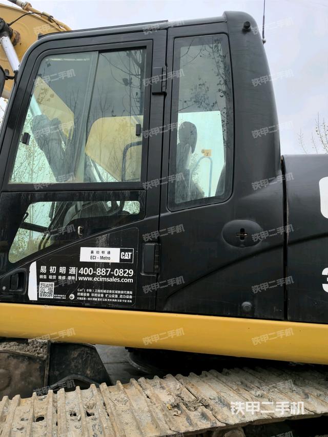 駕駛室正側(cè)（駕駛室部分）