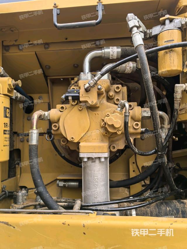 液壓泵斜45?左（大件艙室）