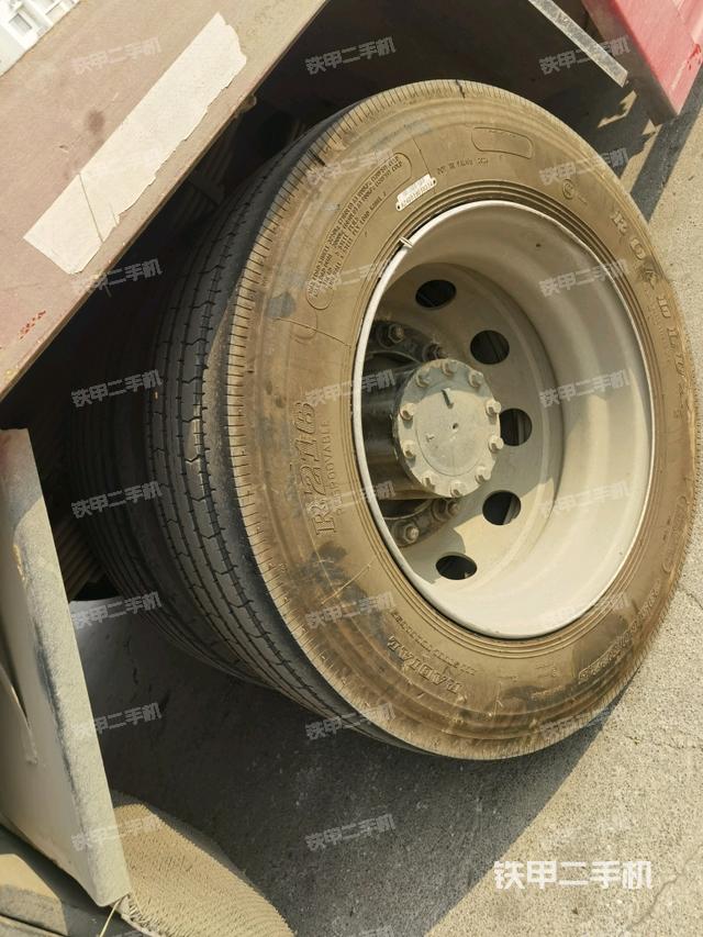 左驅(qū)動(dòng)輪/左后輪(行走機(jī)構(gòu)) 左驅(qū)動(dòng)輪/左后輪(行走機(jī)構(gòu))