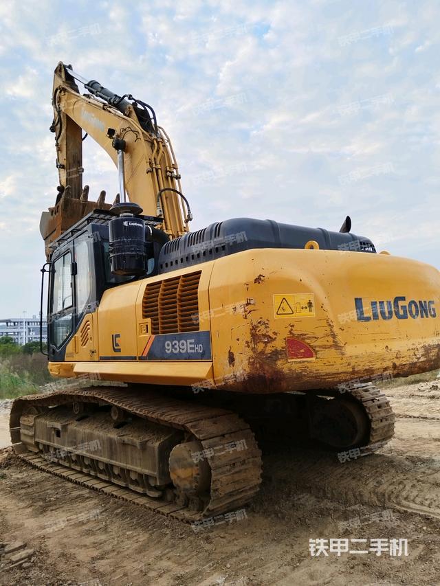 整機右后45°（整機外觀）