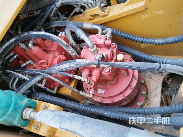 回轉馬達和主控閥（整機外觀）