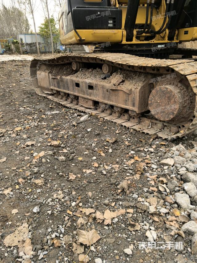 左側(cè)履帶整體?（行走機(jī)構(gòu)）