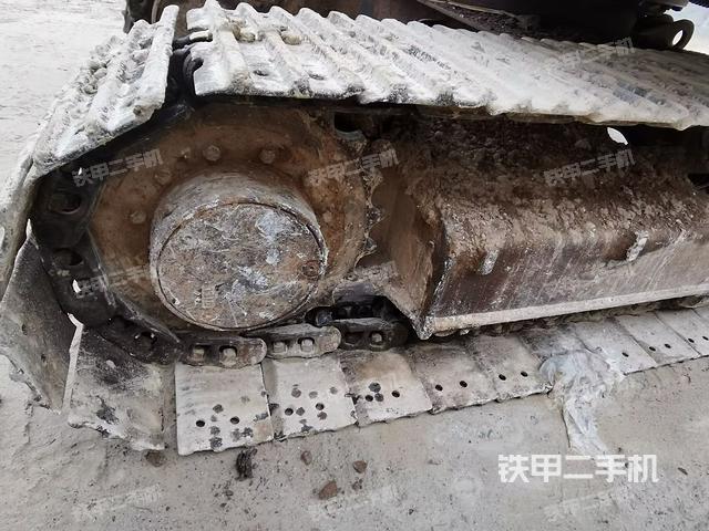 右驅(qū)動(dòng)輪（行走機(jī)構(gòu)）