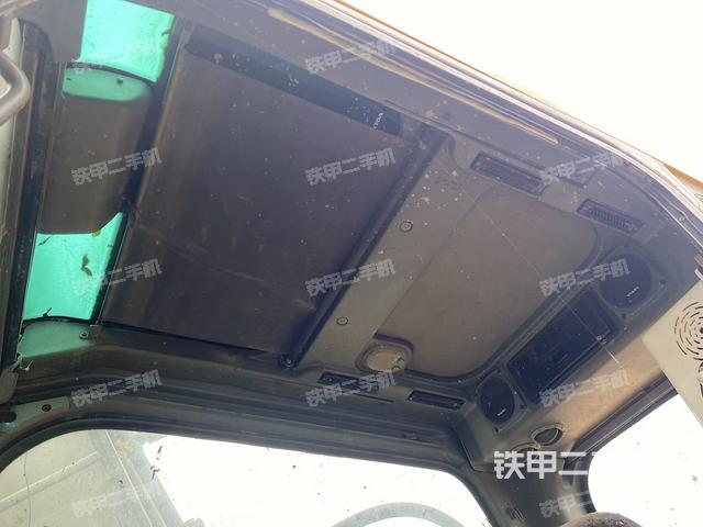 頂棚整體（駕駛室部分）