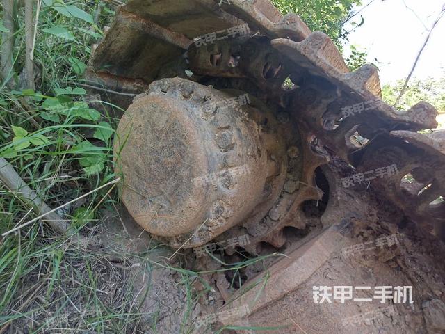 單側(cè)履帶整體（整機(jī)外觀）